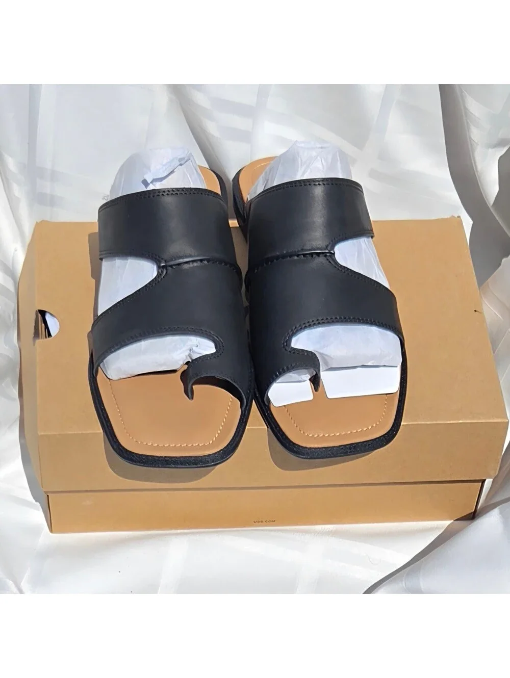 UGG Matira Black Leather Slide Sandals Toe Loop Square Toe Womens Size 12 NIB